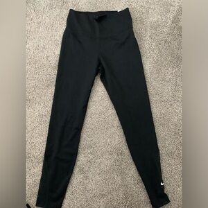 Women’s Nike Black Leggings Size Medium One Mesh NEW